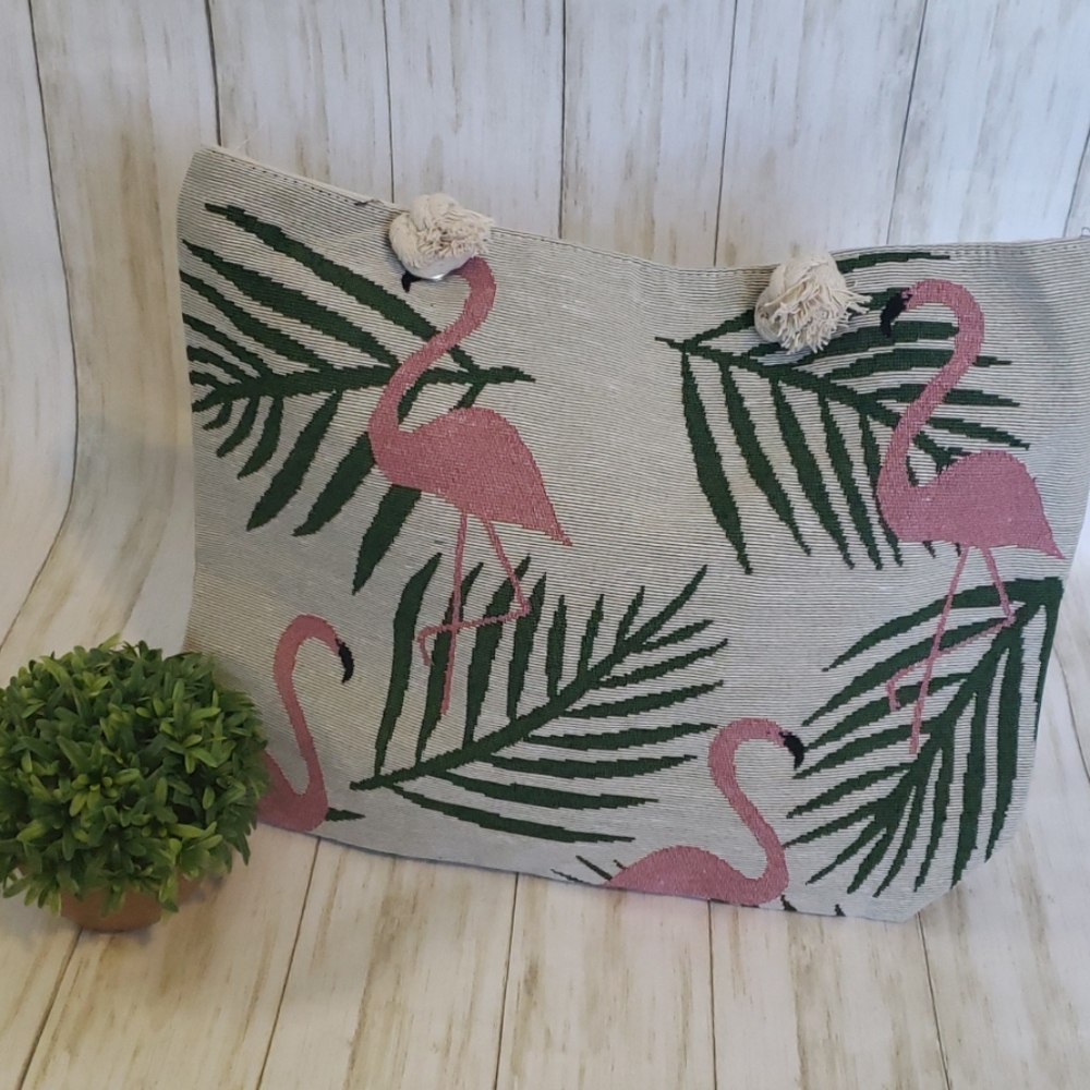 Last 1️⃣ ☀️Flamingo Tote Bag!